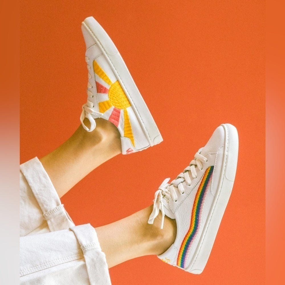 The Original Ibiza Women’s Sneaker in Oasis White, Rainbow Wave Size 8.5
